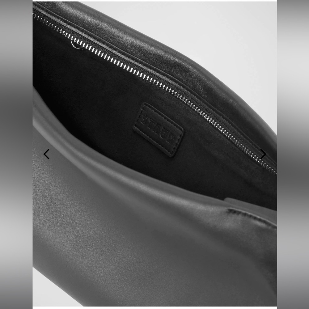 STAUD Vivi shoulder bag in Black Leather - Picture 3 of 4
